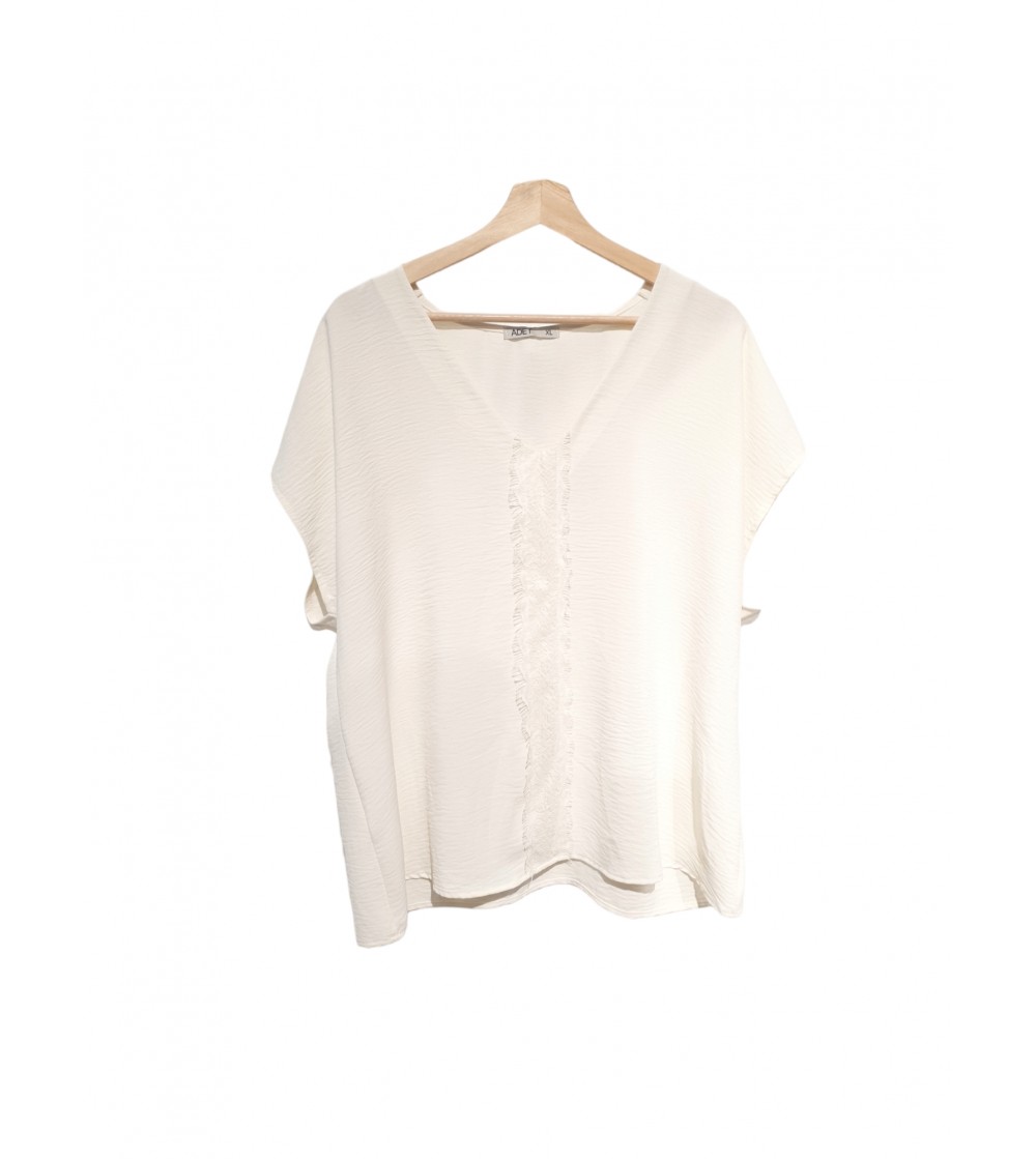 Blusa m/corta puntilla A DE...